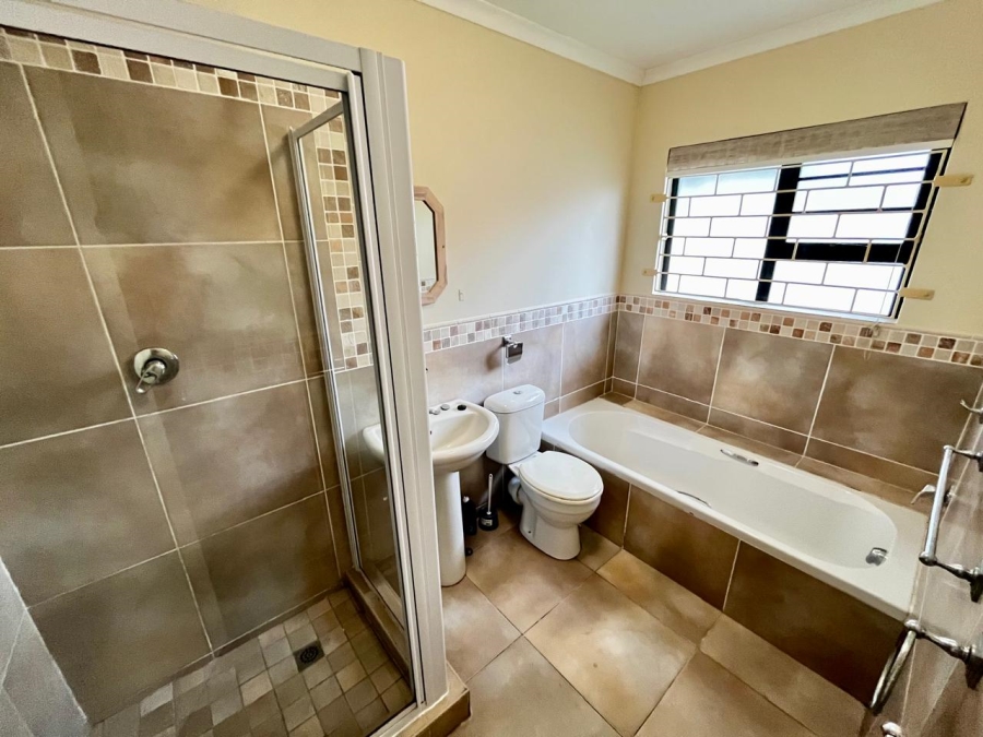 3 Bedroom Property for Sale in Vincent Eastern Cape